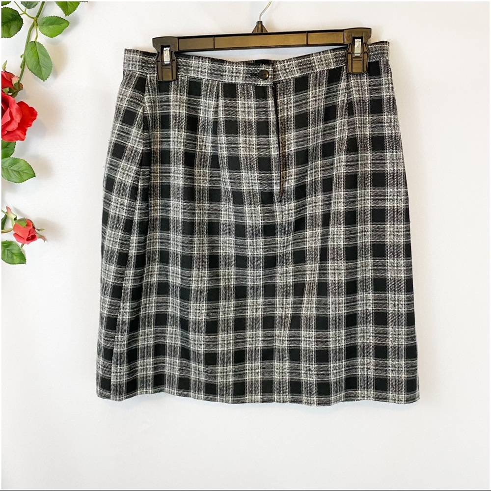 💋3/$20💋 VTG Savannah Black White Plaid Knee Length Skirt